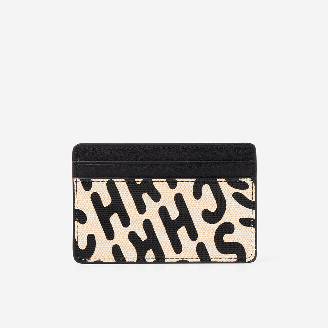 Black Beige-text